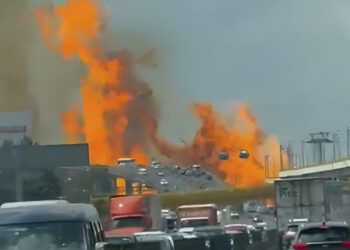 Van 5 muertos y 90 heridos tras explocion de pipa de gas LP en puente de Iztapalapa