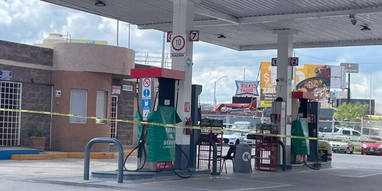 Clausuran gasolinera en Chihuahua por vender litros incompletos