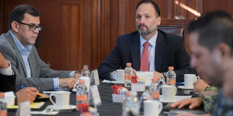 Refuerzan operativos en penales de Chihuahua