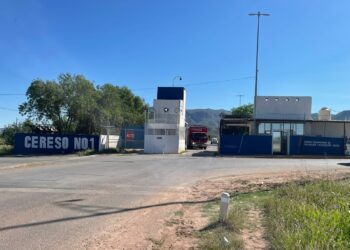 Aseguran maquillaje y ropa en revisión al Cereso Femenil de Aquiles Serdán