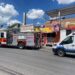 Incendio en local de pollo asado deja un trabajador lesionado