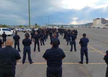 Listo el contingente para el desfile por el 215 aniversario de la Independencia