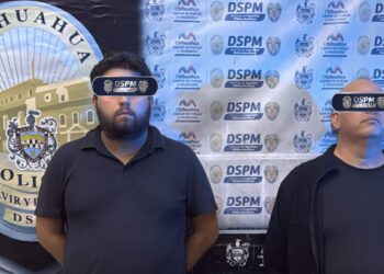 Aseguran radio de policía en poder de empleados de funeraria