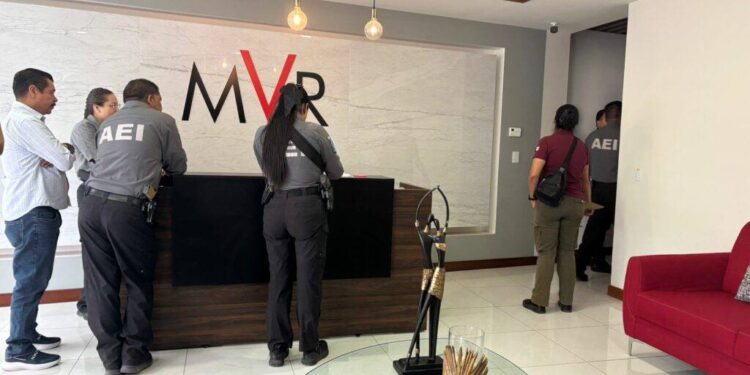 Catean oficinas de MVR Móvil Market por presunto fraude