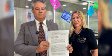 Detienen a activista y a persona con discapacidad tras caso de violencia familiar