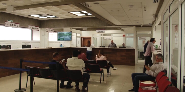 Hacienda lanza programa “Borrón y Cuenta Nueva” con descuentos de hasta el 50%