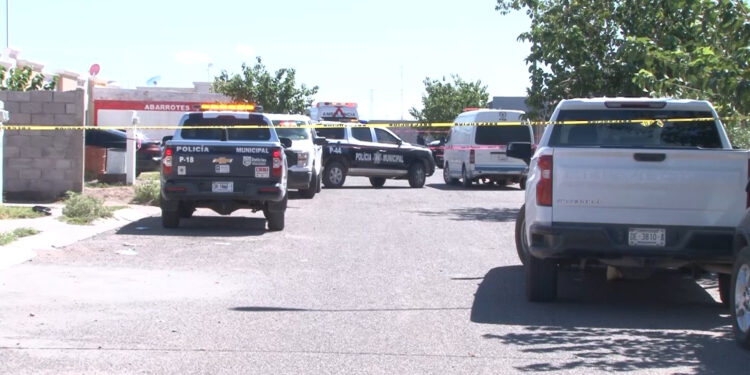 Asesinan a mujer a balazos en Delicias