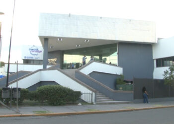 Confirman intoxicación de dos agentes tras cateo en la Junta de los Ríos