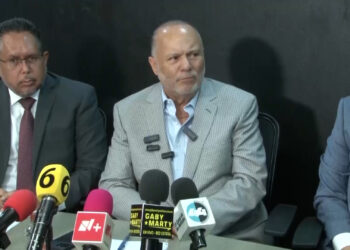 César Duarte denuncia persecución y doble vigilancia ante la CEDH