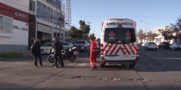 Mujer resulta lesionada tras ser atropellada en El Saucito