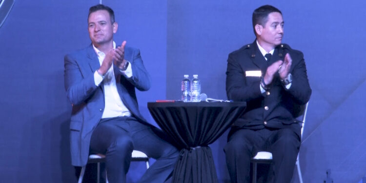 Refuerzan tecnología de la Policía Municipal con radios y app antifraude