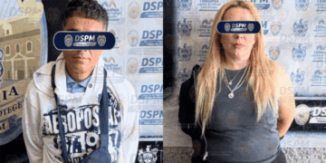 Cae pareja tras robo a zapatería en la avenida Dostoyevski