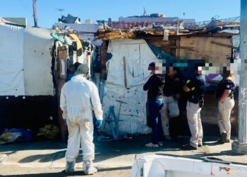 Localizan cuerpo de mujer enterrado clandestinamente en Ciudad Juárez