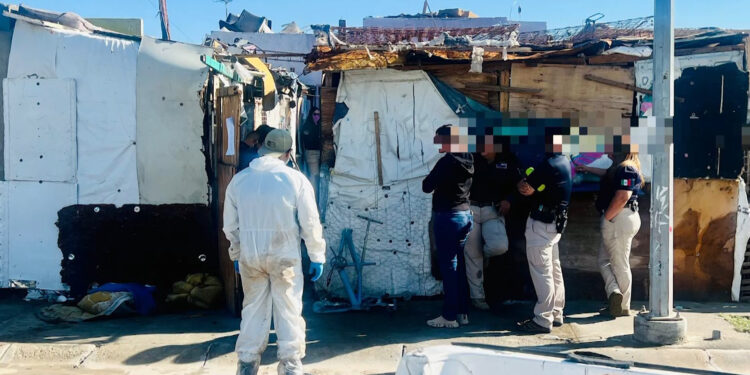 Localizan cuerpo de mujer enterrado clandestinamente en Ciudad Juárez