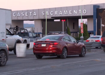 Transportistas bloquean carretera a Ciudad Juárez