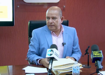 Morena propone reducir el número de regidores en Chihuahua