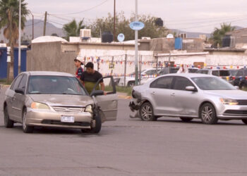 Colisión entre vehículos deja daños materiales en el norte de la ciudad