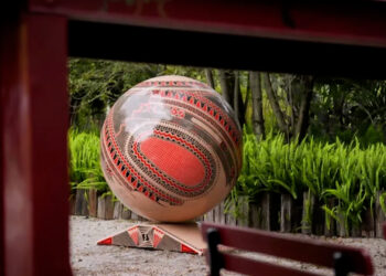 Esferas monumentales de Mata Ortiz llegan al Bosque de Chapultepec