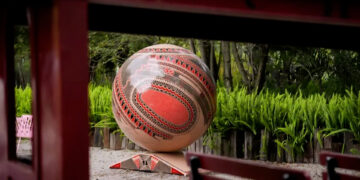 Esferas monumentales de Mata Ortiz llegan al Bosque de Chapultepec