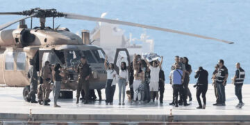 Hamas libera a los 20 rehenes, Israel excarcela a palestinos y Trump declaró el “fin de la era del terror”