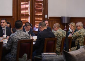 Maru Campos encabeza sesión de la Mesa de Seguridad