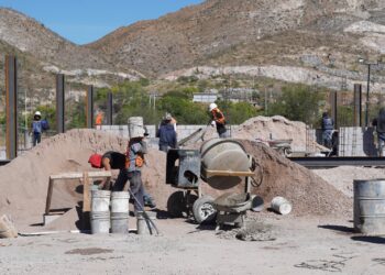 Avanza 20% construcción de aula multidisciplinaria en CECYTECH 19