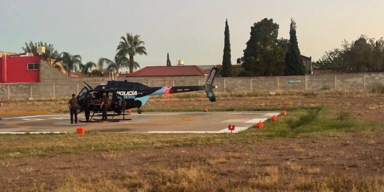 Policía municipal es trasladado en helicóptero tras caída en cuatrimoto