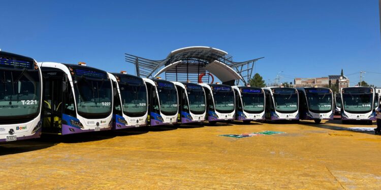 Nuevos camiones modernizan la ruta troncal de Chihuahua