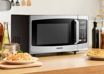 La puerta del microondas esconde un secreto que no todos conocen