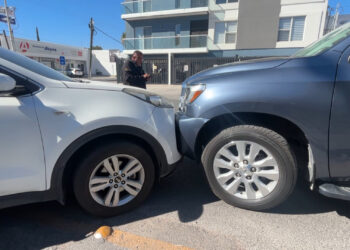 Carambola de cuatro vehículos en San Felipe