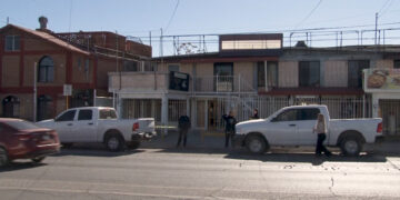 Cateo en locales comerciales por presunta falsificación de documentos