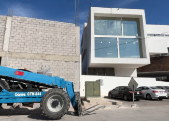 Trabajador cae de cinco metros en obra de clínica