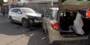 Mujer resulta lesionada tras choque en Infonavit Nacional