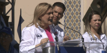 Encabezan Maru y Romero marcha del PAN