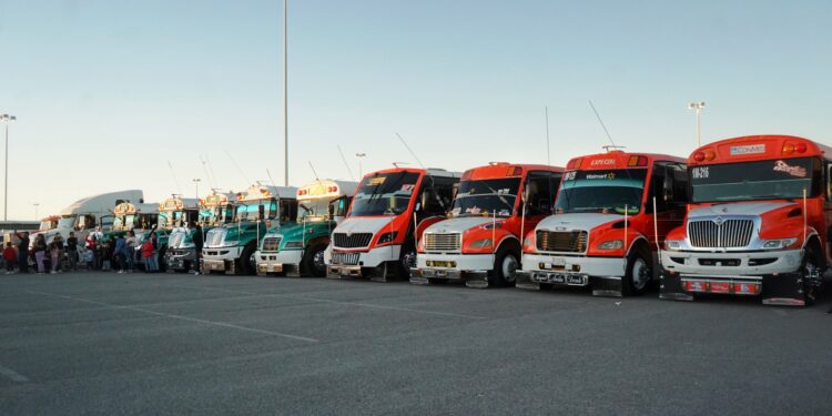 Urbaneros CUU celebran su aniversario con solidaridad