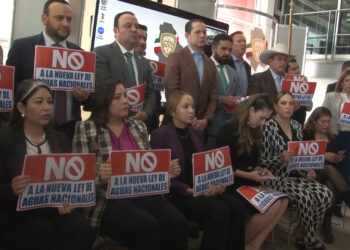 Productores se reúnen con diputados por reforma de Ley de Aguas