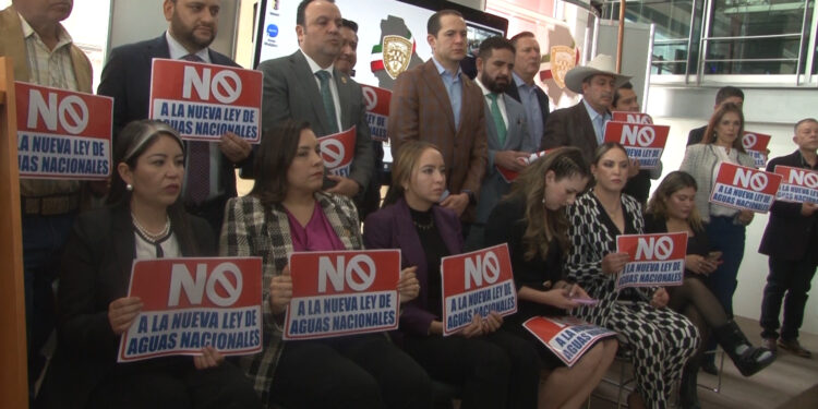 Productores se reúnen con diputados por reforma de Ley de Aguas