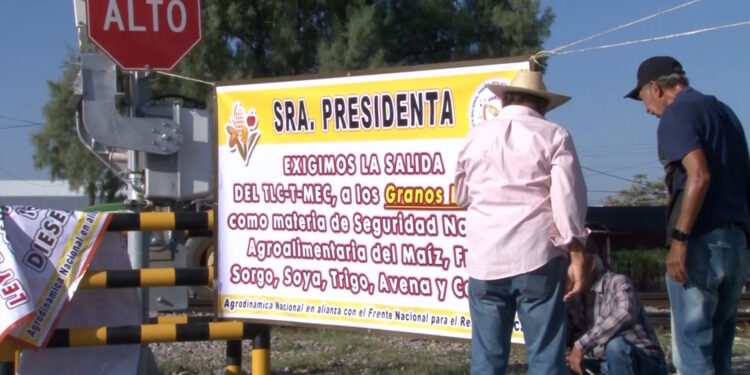 Transportistas y campesinos anuncian paro nacional