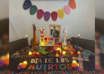 Hermana de Liam Payne pone altar de muertos en honor al cantante