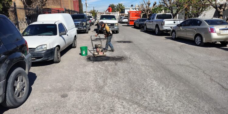 Cinco zonas de bacheo se trabajan este martes 18 de noviembre