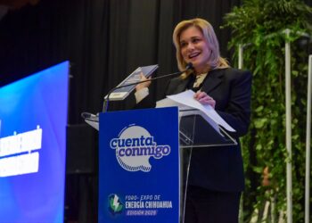 Gobernadora inaugura Expo-Foro de Energía 2025 en Chihuahua
