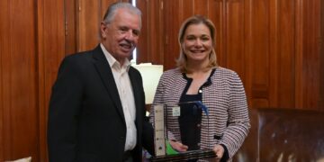 Reconocen a gobernadora Maru Campos por apoyo al sector empresarial