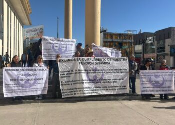 Jubilados de la UACH exigen la pensión dinámica