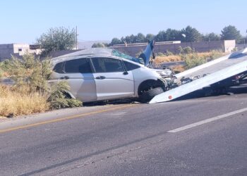 Volcadura deja a conductor lesionado en la carretera 45