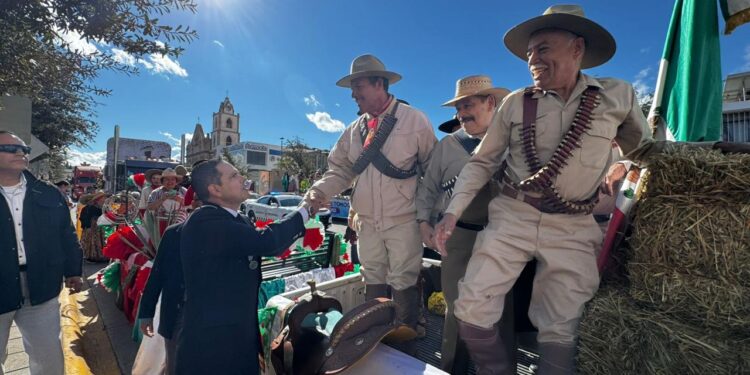 Participa SSPE en el Desfile Cívico por el Aniversario de la Revolución Mexicana