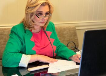 Se suma Maru al “Compromiso Nacional” de Sheinbaum contra la violencia hacia las mujeres