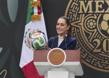 Claudia Sheinbaum presenta la Copa Mundial de la FIFA 2026 en Los Pinos
