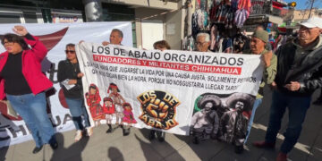 Se manifiestan grupos afines a Morena contra la Ley de Ingresos 2026