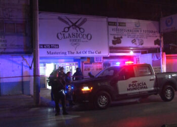 Ataque armado en barbería deja un muerto y un herido en Las Granjas