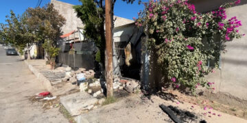 Mujer muere calcinada en incendio de domicilio abandonado